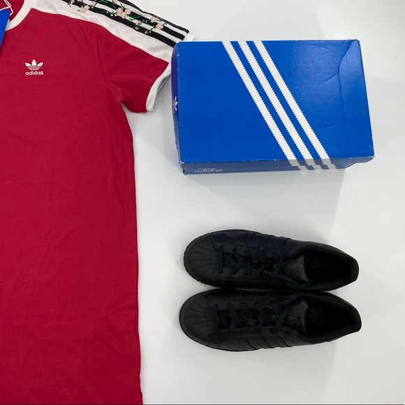 Youth Adidas Superstar J Sneakers ‘Classic Black’ - Picture 2 of 6